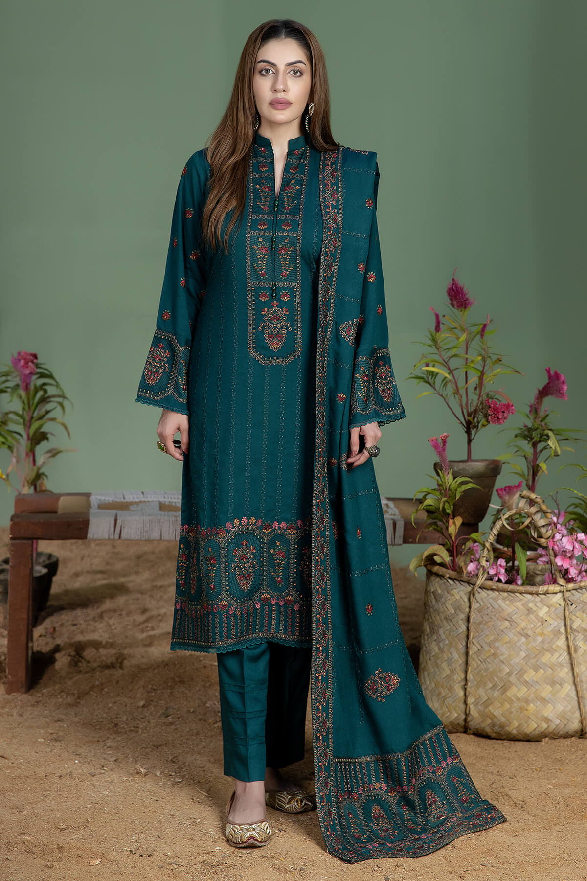 NOOR E FAJAR WINTER UNSTITCHED DHANAK 3PC WITH DHANAK EMBROIDERED SHAWL